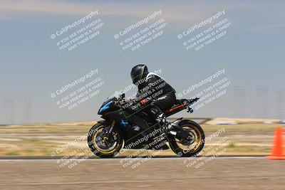media/Jul-22-2022-TrackDaz (Fri) [[ca4971259a]]/Group B/130pm (Wheelie Bump)/